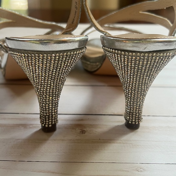 Nina “Nerice” Silver Crystal Mid Heel Sandals – Women’s size 9.5 - Picture 5 of 11